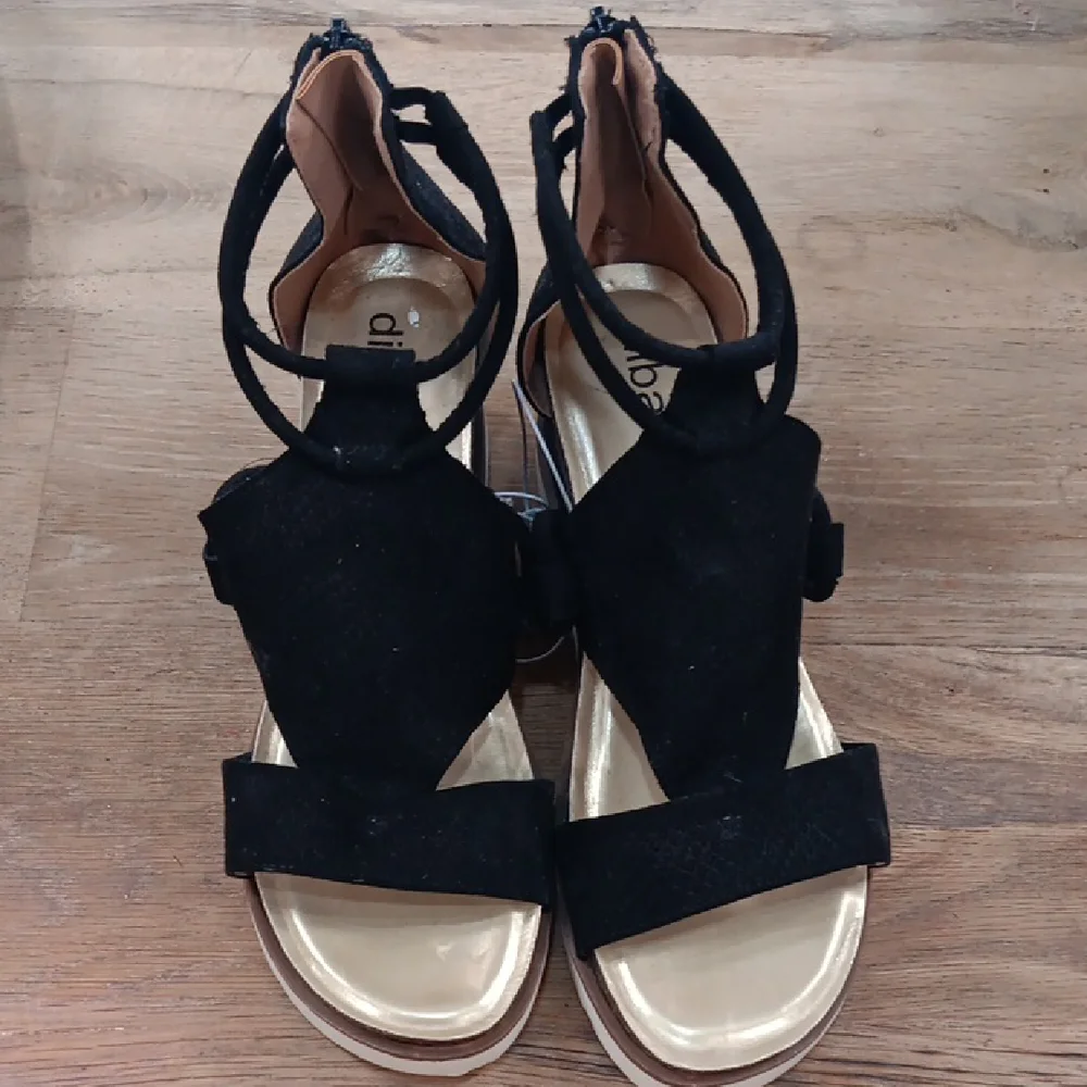 Diba Black and Gold Women's Sandals - Picture 2 of 5